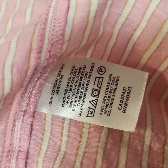 Loft 100% cotton ruffle top, size Medium - Picture 7 of 7